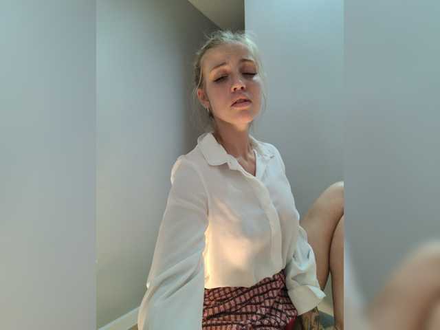 Sändningsbilder LEILA-ANGELL