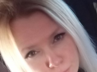 Erotisk videochatt -WhiteQueen-