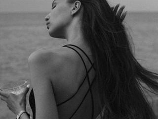 Erotisk videochatt -WitchBlades-