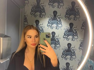 Erotisk videochatt blonde_in_top