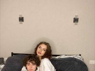 Erotisk videochatt 2Sweet4Yours