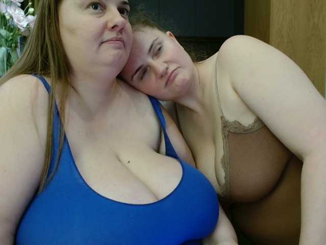 Foton 4LyndsyDaisy 38DD and 40H size 4NaturalBigTits here! #bigtits #bbw #bigass #lesbianshow #bignipples Lets make hot 3somes in PVT:P Lets have fun guys:)