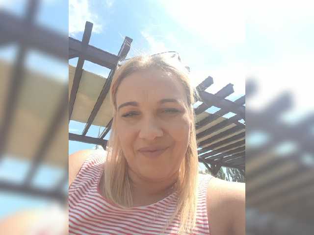 Sändningsbilder AbbyBones