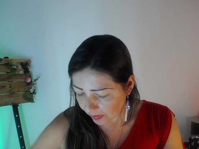 Foton Addison04 hello, follow me so that bonga enables me on twitter´´the sound of the tokens excites me´´ #mature #milf #bigass #bigboobs #dominatio @total n @sofar @remain