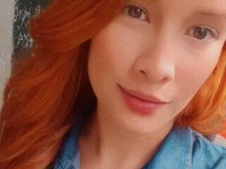 Erotisk videochatt adharasuniver