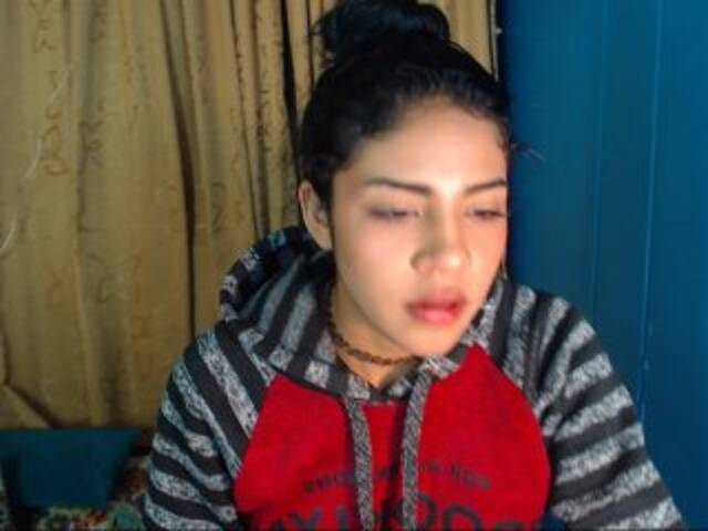 Sändningsbilder adriana-morri