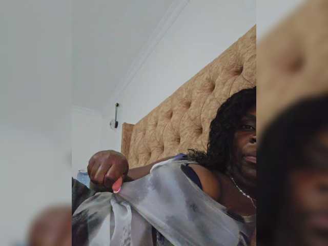 Sändningsbilder AfricanShyQueen1