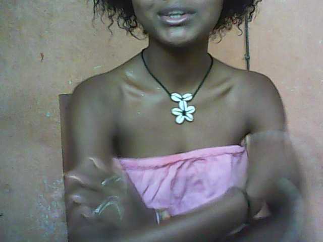 Foton afrogirlsexy hello everyone, i need tks for play with here, let s tip me now, i m ready , 50 tks naked