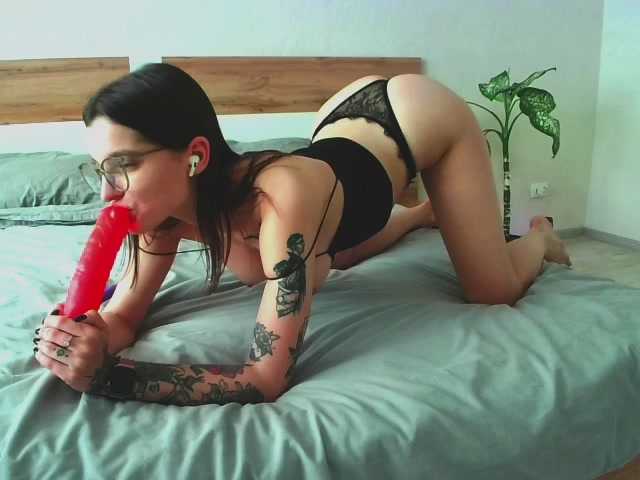 Foton ALAN-TATTY want to play with you) pvt is on) undress me for 150 tokens)