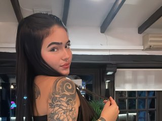 Erotisk videochatt AlanaFord