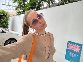 Erotisk videochatt AlexaHarmon