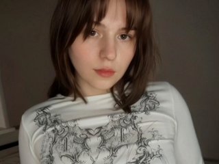 Erotisk videochatt Alice-Nour