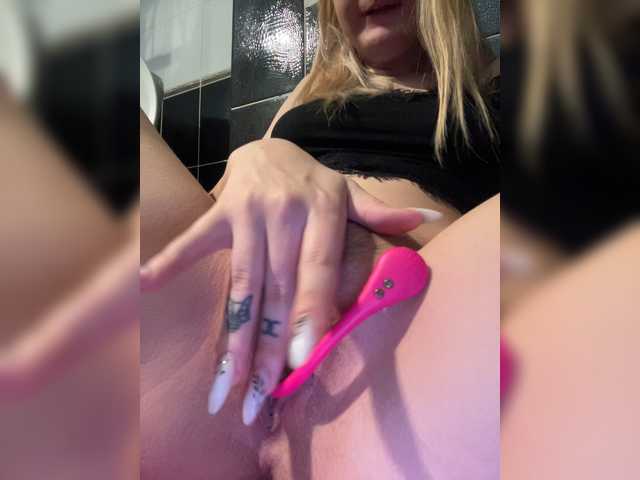 Foton Alice0Kitty SHOW WITH DILDO AND SQUIRT 2051 Favorite vibration 21