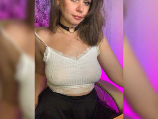 Foton Alisia_Purr Hello! Lovense from 2 tk random level 20 tk favorite level 50 333tk C2C in PVT chat Private at least two minutes...