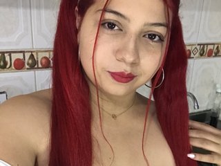 Erotisk videochatt AliceRedmoon