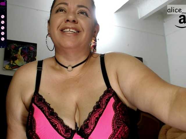 Foton AliceTess Let's have a great time together, make me feel happy and horny with u tips!! #milf #latina #mature #bigtits