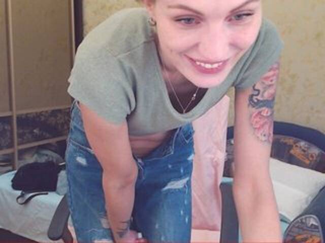 Sändningsbilder AlishaTop