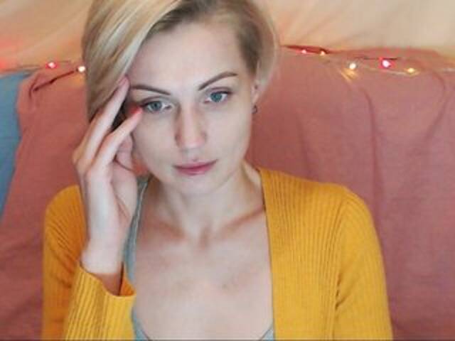 Sändningsbilder AlishaTop