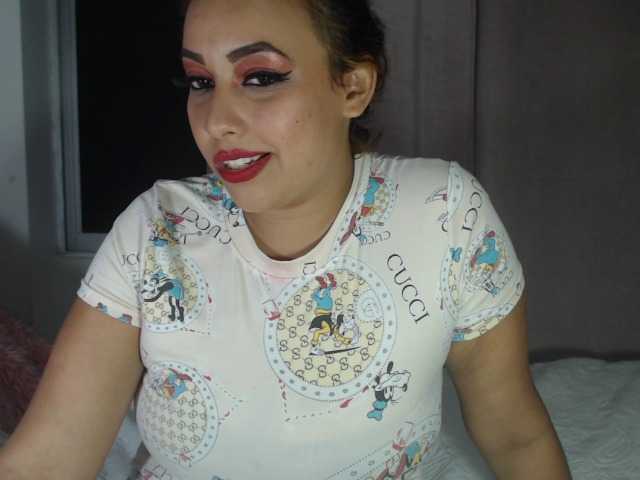 Foton AlissonnXox 10 tokes and I show you my breasts