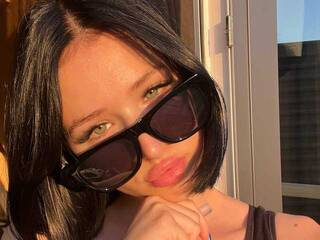 Erotisk videochatt Ally-nin