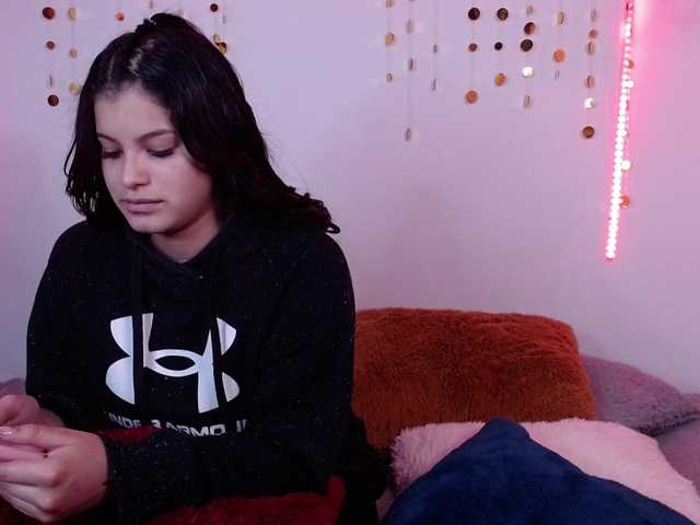 Foton Ambeer--1 Hi Guys !!! follow me in my twitter: hennessy_amber tip menu tits for 37, ass for 27, twerk for 30, close up pussy for 60, naked for 80, anal for 65, open cam for 20