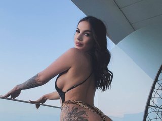 Erotisk videochatt AmiraRoshen