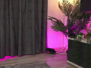 Erotisk videochatt AmiraRoshen