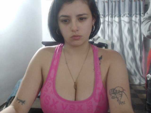 Foton angelaasm make me horny 300tkns