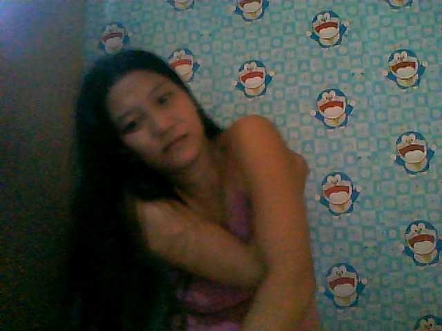 Foton AngelineXX hi hun welcome to my room let me know how can i help you...its my pleasue to make u happy :)
