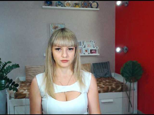 Foton AnnaAdam hi, do you want to chat 5 tokens, get up 20 tokens, private 40 tokens)