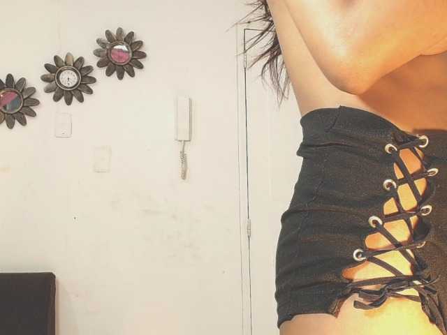 Foton annixxxheart Motivate me and I'll show you how my big dildo opens my tight pussy wide