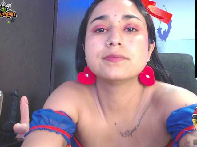 Foton Annyee welcome my room...Remember to use the menu for more fun..¡ #bigass #latina #colombia #squirt #cum #bigtits #pussy #anal #dance #domi #natural