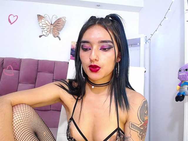 Foton annymayers hello guys I am a super sexy girl with desire to have fun all night come and try all my power 1000 squirt at goal