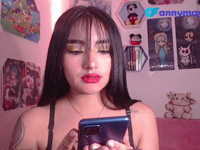 Foton annymayers hello guys I am a super sexy girl with desire to have fun all night come and try all my power1000 squirt at goal #spit #tits #latina #daddy #suck #dirty #anal #squirt #lush