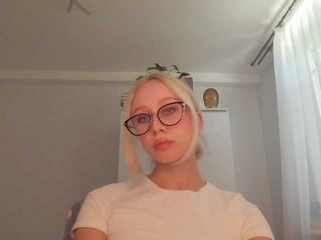 Sändningsbilder AnyaDirty