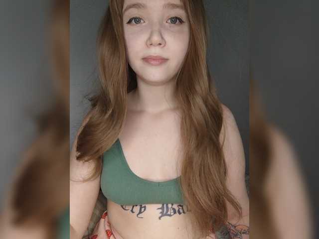 Foton Baby-baby_ Hi my name is Alice I'm 22 I love lovens a lot of 2 tokensyour nickname on my body 222my instagram hellokitty6zloevaluation of your member 50 tokens