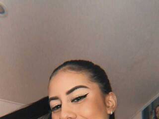 Erotisk videochatt AriWeet