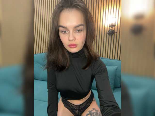 Sändningsbilder ArtModelka