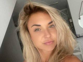 Erotisk videochatt AshleyPerfect
