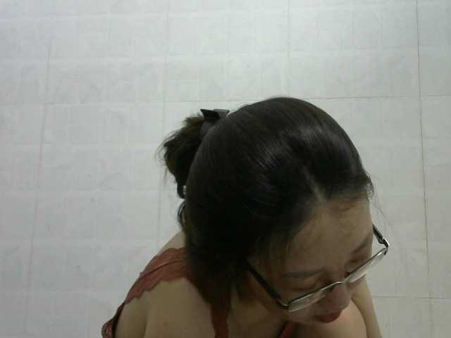 Foton AsianCandy hello ***inthe first day im work on ***follow me and tip ***work with nananeo. for naked ***tits 140tokens .50 tokens for ***10 tokiens pls thank u