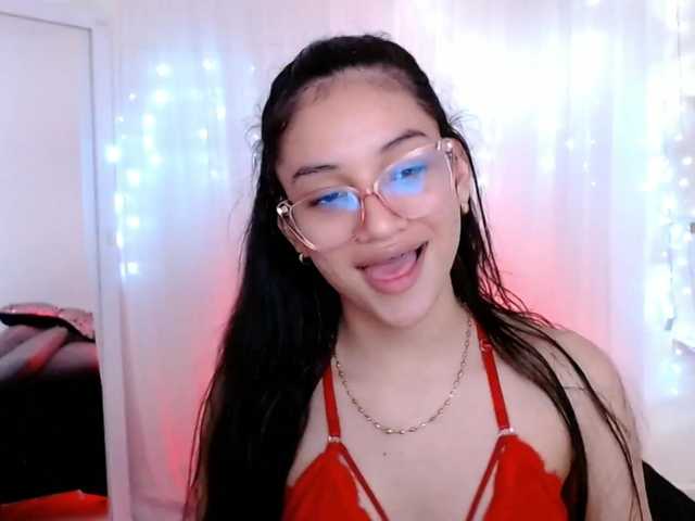 Foton Aurora-walker Hii guys , Be welcome. want to play with me?❤ Goal = Show tits and oil ❤
