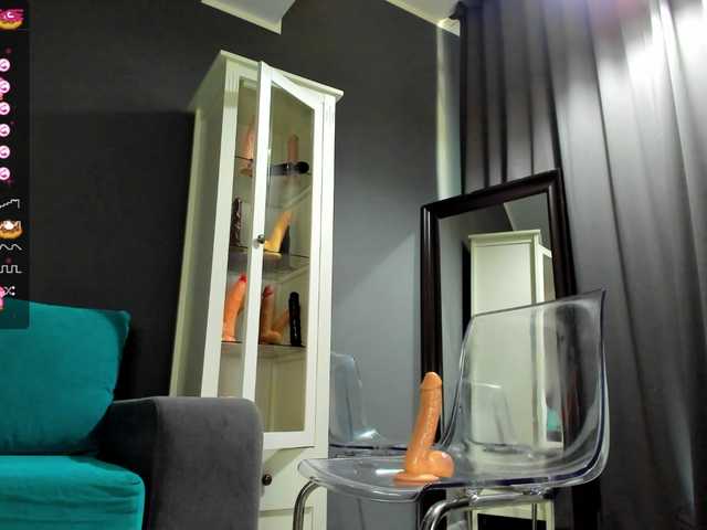 Sändningsbilder Azaleeax