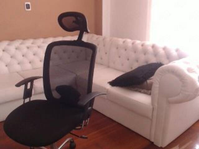 Sändningsbilder BeckyJames