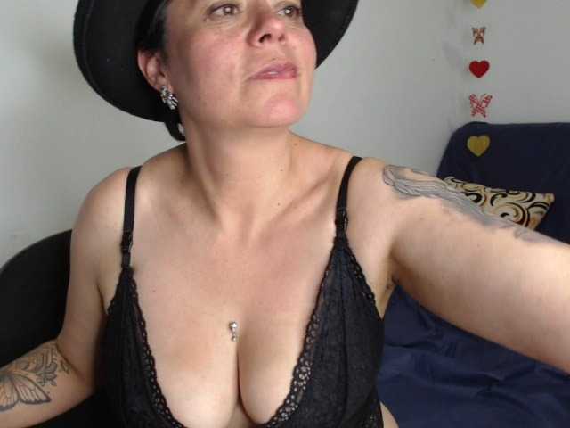 Sändningsbilder bella-devil