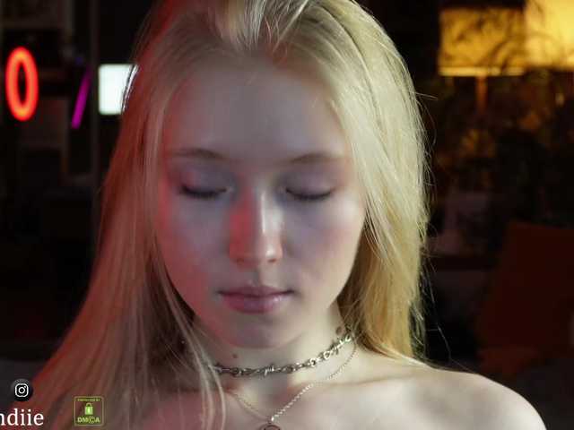 Sändningsbilder Bestblondie