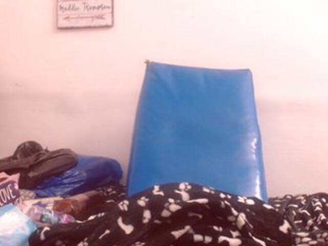 Sändningsbilder BigBustyBlack