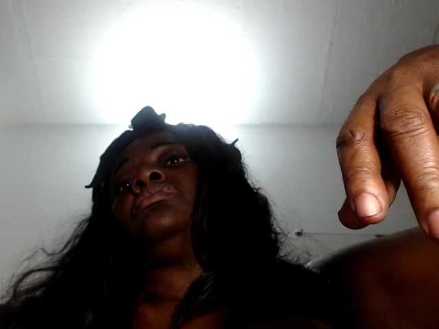 Foton BigBustyBlack show tits 25 doggy naked 100 show pussy 135 dance naked 150 suck dild0 80 soit tits 60 fuck and squirt 400 tokes
