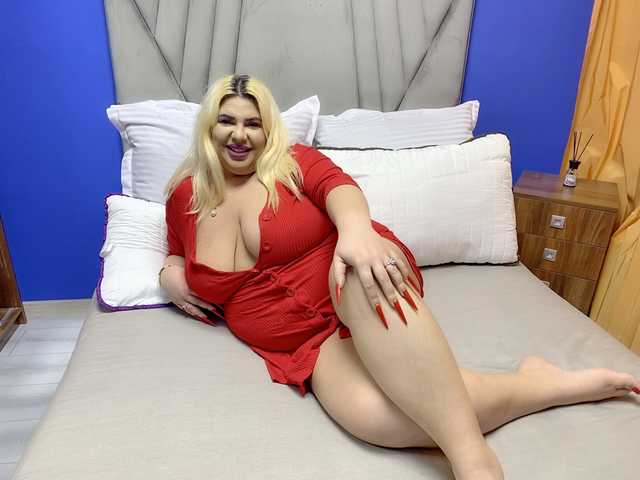 Foto av profilen BigHornyBoobs