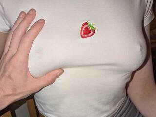 Erotisk videochatt Almond_milk