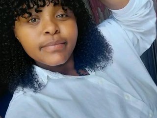 Erotisk videochatt BubblyRouxyXXXxx